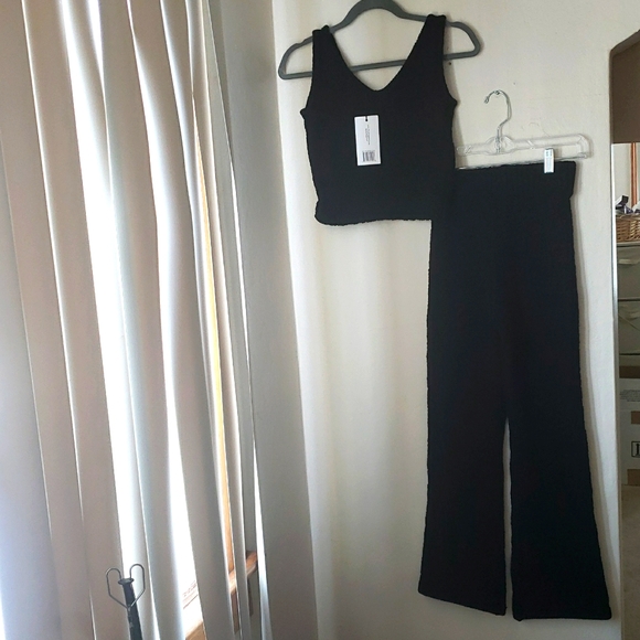 Plush Pajamas Top and Bottom Multiple Sizes NWT - Picture 1 of 3